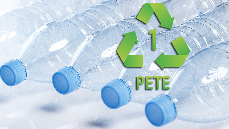 Vỏ chai nước thường được làm từ nhựa PET